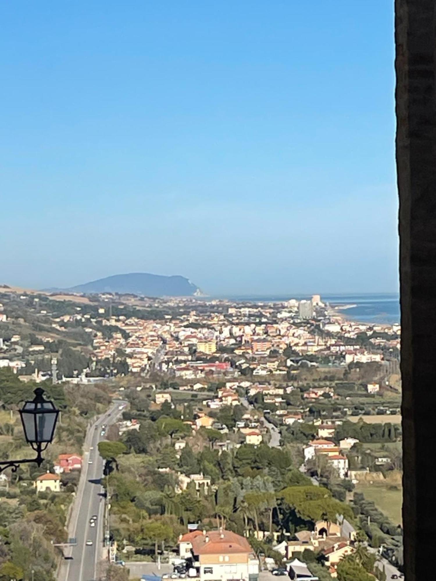 Palazzo Capparucci - Dimora Storica Hotel Fermo Buitenkant foto