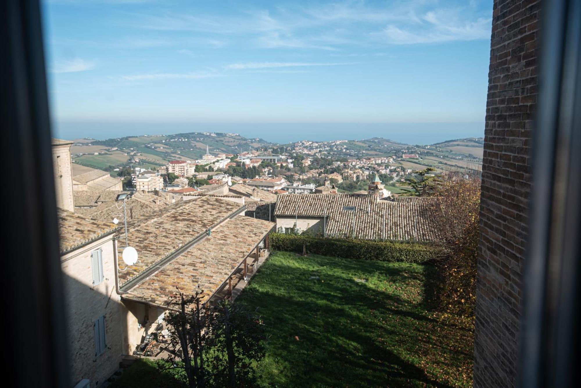 Palazzo Capparucci - Dimora Storica Hotel Fermo Buitenkant foto